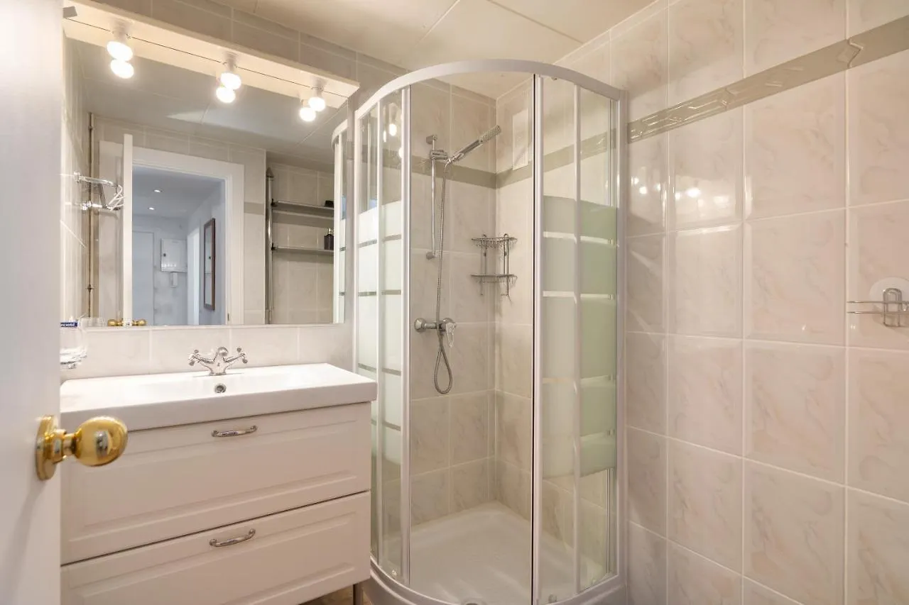 Hauzify I Center S'Agaro Apartment 0*,